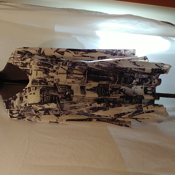 Unknown Tops - New York printed blouse sz large women's crystals decoration bodice